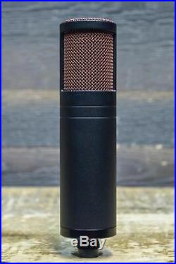 Antelope Audio Edge Strip Bundle Edge Microphone / Discrete MP Mic Preamp withCase