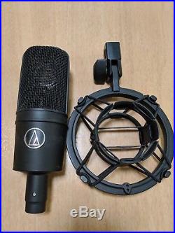 Audio Technica AT4040 Condenser Vocal Studio Recording Mic with shock mount