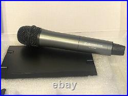 Sennheiser e835 Sound XS Wireless Vocal Set XSW 35-A Mic Microphone EUC