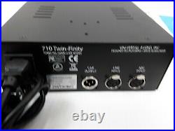Universal Audio 710 Twin-Finity Tone Blending Tube Mic Microphone Pre-Amp preamp