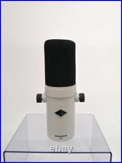 Universal Audio SD-1 Standard Cardioid Dynamic Microphone for Recording and Live